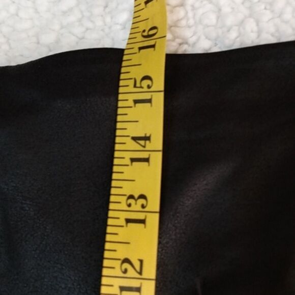 Terra & Sky shiny black leggings - Picture 14 of 16